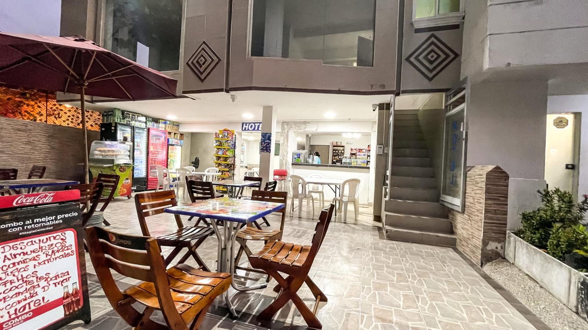 Hotel & Restaurante Oasis Ctg — Photos 1